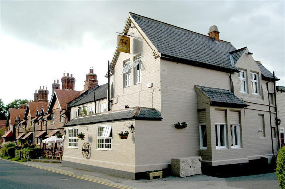 The Black Bull Inn Escrick Buitenkant foto